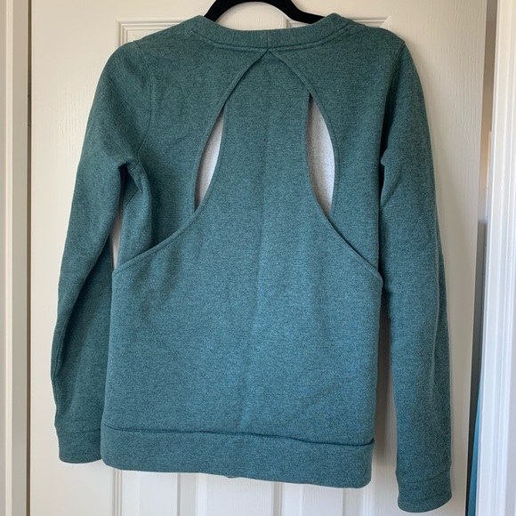 Lululemon Green Cut out back Crew neck Sweater - Picture 3 of 6